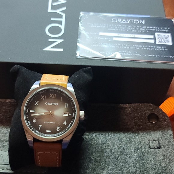 GRAYTON  AUTOMATIC  SS WATCH - Picture 2 of 4